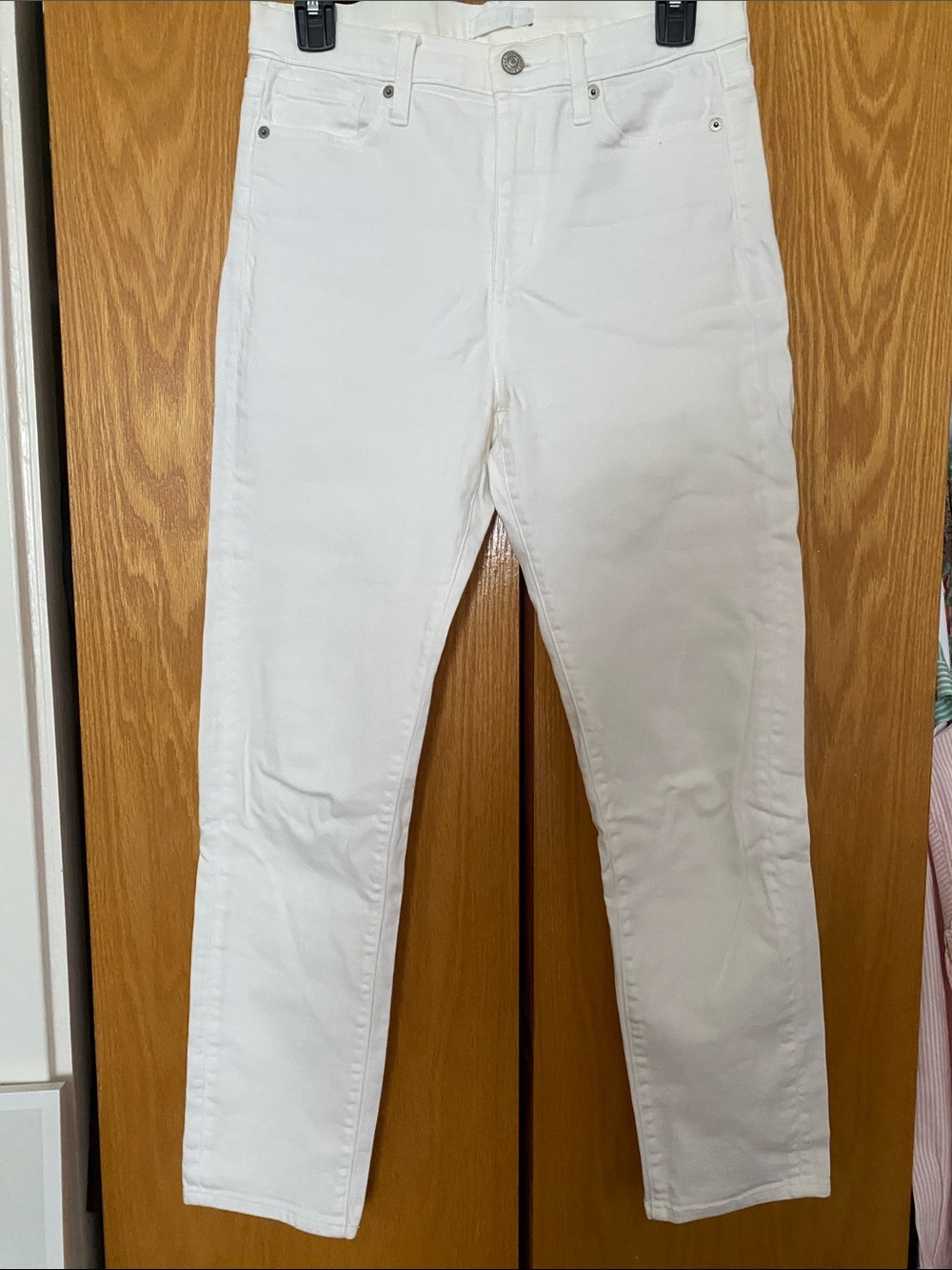 Uniqlo White Women's Straight Leg Jeans